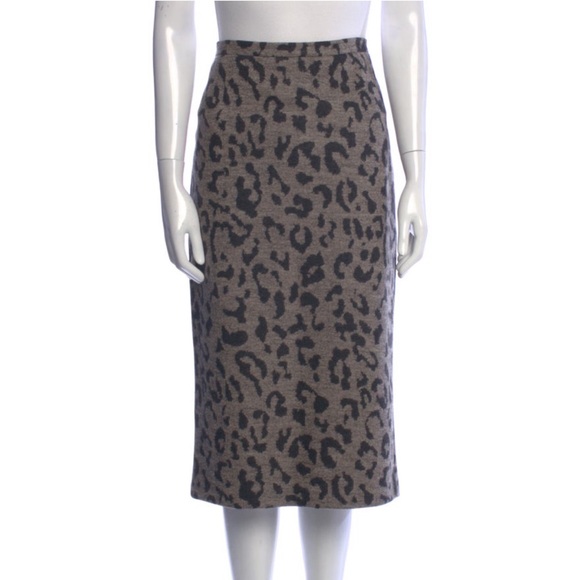 MaxMara Animal Print Midi Skirt - Gray and Charcoal (L) - Picture 4 of 7
